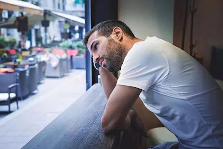طرق التخلص من التفكير المستمر.. احرص على اتباعها