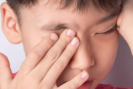 كيفية التخلص من دمل الجفن