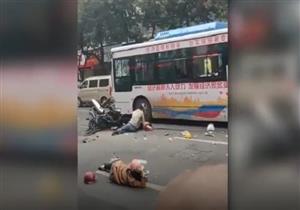 بالفيديو- لحظة القبض على مسلح نفذ عملية دهس في الصين