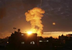 المرصد السوري: 3 انفجارات جنوب دمشق بعد صواريخ إسرائيلية