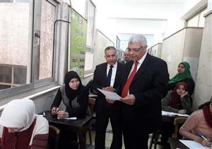 بالصور.. نائب رئيس جامعة المنوفية يتابع امتحانات الدراسات العليا