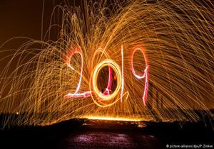 مفرقعات الاحتفال برأس السنة.. متعة لا تخلو من المخاطر!