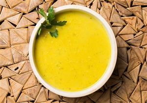 "فتة العدس" تمنحك الدفء وفوائد صحية عديدة.. جربها مع هذه الإضافات