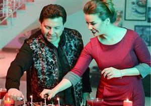 بالصور ..هاني شاكر يعيش قصة حب في "وعد مني"