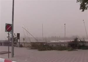 بالصور.. وقف الملاحة بنيل أسوان وإغلاق الطرق الصحراوية بسبب العاصفة الترابية