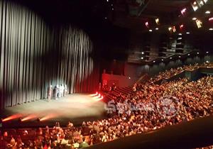 أسرة "جزيرة الكلاب" تفاجىء الجمهور.. وهذا ما فعله مخرج الفيلم لأول مرة