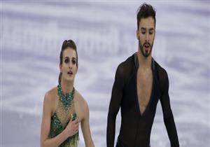 "انقطع ثوبها" ففقدت المركز الأول.. راقصة جليد تتعرض لموقف محرج 