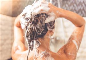 أضرار صحية يسببها الشامبو.. بينها السرطان 