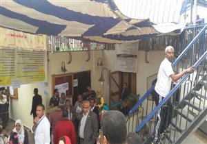 بالصور- إقبال على التصويت في انتخابات المهندسين بأسوان