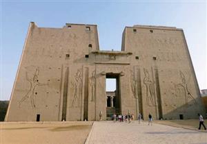 وفد أمريكي ينتهي من إعداد فيلم وثائقي عن الحضارة المصرية في أسوان