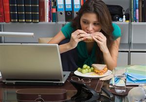 8 نصائح تساعدك على إنقاص وزنك أثناء العمل