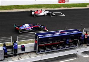 الطقس شبه المتجمد يعرقل اختبارات برشلونة التمهيدية لموسم فورمولا-1 