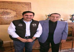 ​الكويتي يزيد مشعل ينشر صورة جديدة مع حسني مبارك