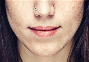 مخاطر الـ«بيرسينج».. ستفكرين مرة أخرى قبل تركيبها