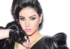 بعد إجرائها جراحة بالفم.. مروة نصر تطمئن جمهورها- صورة