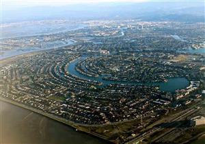 إعلان الحرب ضد جوجل وفيسبوك