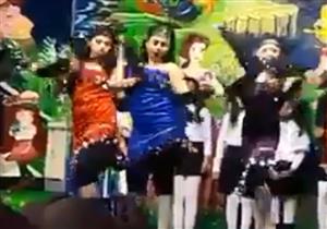 فيديو| رقص استعراضي في حفل المتفوقين بـ"مودرن سكول".. والتعليم تتبرأ