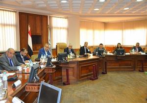 طارق شوقي يبحث التعاون مع رواد الطاقة والكهرباء لتطوير التعليم الفني- صور