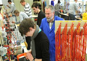 1.6 مليون فرصة عمل.. الشركات الألمانية تواجه نقصا غير مسبوق في العمالة