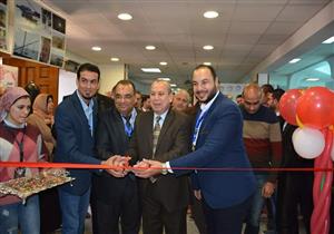 بالصور.. افتتاح معرض "عدسة دمياط" الرابع بمكتبة مصر