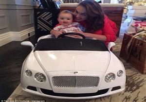 بالصور.. "جبل هدايا" انتقادات للمليارديرة تامارا في عيد ميلاد طفلتها المدللة