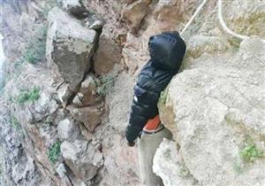 صور- انتحار شاب من فوق أعلى قمة جبلية في البحر المتوسط