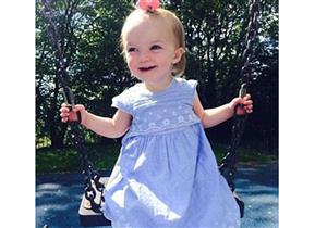 مطاردة ساعتين للص سرق سيارة وبها طفلة ثلاث سنوات