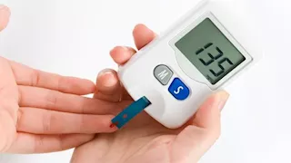 مشروبات تحافظ على نسبة السكر في الدم.. تناولها فورًا