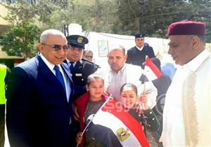 بالصور- مدير أمن مطروح يتفقد سير العملية الانتخابية 