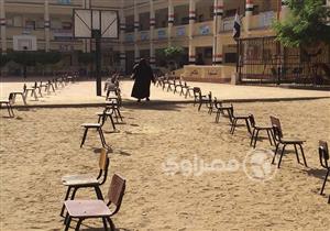 كراسي متحركة ومقاعد لكبار السن في لجان الدقهلية