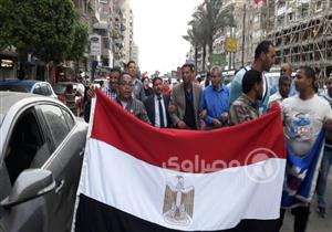 مسيرة لعمال البترول في السويس لحث المواطنين على المشاركة