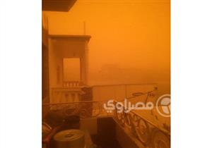 فيديو وصور| عاصفة الصعيد.. ظلام وحرائق ومزارع: "استخبيت في الطل لسقف البيت يقع"