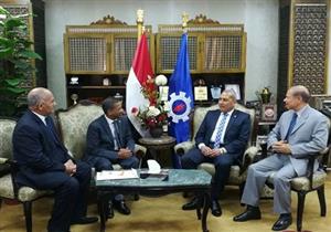 لإقامة مشروع 1000 صوبة زراعية.. تعاون بين محافظة السويس ومصنع "قادر"