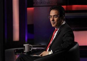 "الصحفيين" تحضر التحقيقات مع خيري رمضان.. وزكريا: أتوقع انتهاء الأزمة