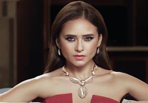 نيللي كريم تنشر صورة من أول يوم يجمعها بهشام سليم في " اختفاء"