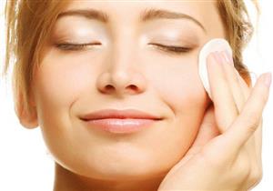 ما تأثير استخدام زيت التنظيف على بشرتك؟