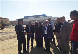 بالصور- محافظ بورسعيد: توصيل المرافق إلى 118 مصنعا 
