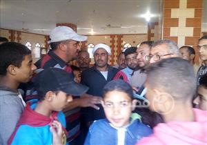 بالصور.. "النيران المجهولة" تشتعل في مضيفة مسجد قرية "الرعب" بكفر الشيخ