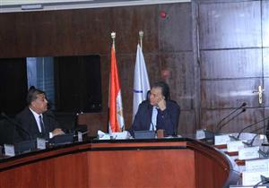 وزير النقل يطالب ببرامج مضغوطة للمرحلة الثالثة من "القومي للطرق"