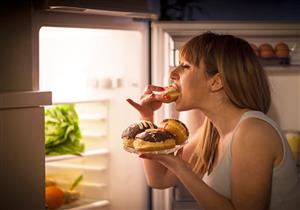 التوتر النفسي يهددك بالبدانة