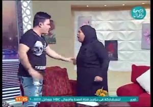 بالفيديو- مشاجرة بين مذيع "الصحة والجمال" وضيفته.. "مقلب يثير جدلاً"