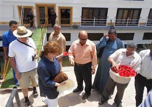 بالصور- وصول 93 سائحا لزيارة "أبيدوس" الأثرية بسوهاج