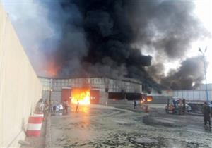 السيطرة على حريق التهم محتويات مخزن في الدقهلية