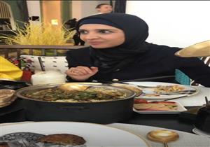 بالصور.. حنان ترك تستعرض الأكلات الخليجية المفضلة بالكويت