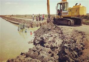 بالصور- إزالة 124 فدان مزارع سمكية مخالفة بحرم محور 30 يونيو