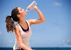 علاقة الزجاجات البلاستيكية وأفران الميكروويف بالسرطان "وهم"