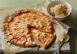 «فطيرة التفاح».. حلوى صحية خفيفة على مائدة رمضان