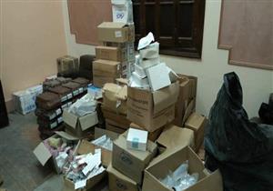 ضبط 28 ألف عبوة أدوية مهربة من الجمارك داخل مخزن في الإسكندرية