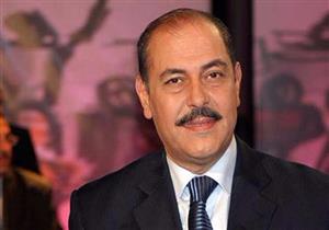 الفنان لطفي بوشناق يصل القاهرة 