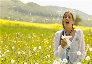 "هل تزيد إصابات كورونا بسبب تطاير حبوب اللقاح؟".. استشاري فيروسات يجيب